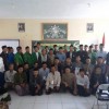 PAC NU berfoto  bersama usai pembukaan pelatihan dasar kepemimpinan.